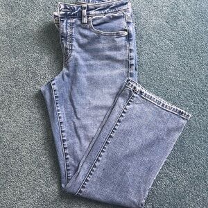 Tommy Bahama Mid Rise Crop Mini Bootcut